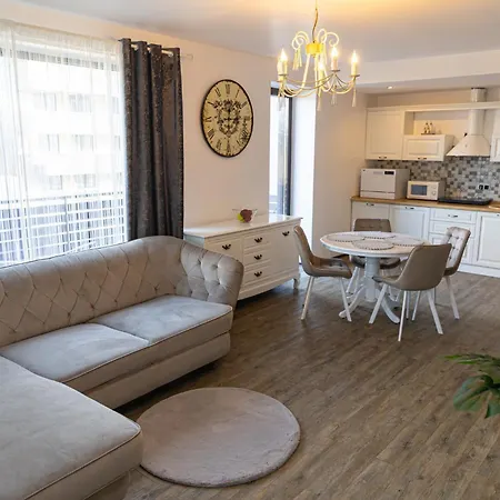 English Home In Silver Mountain Resort Poiana Brasov-3