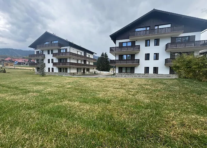 Massif Grand Chalet Apartments Poiana Braşov