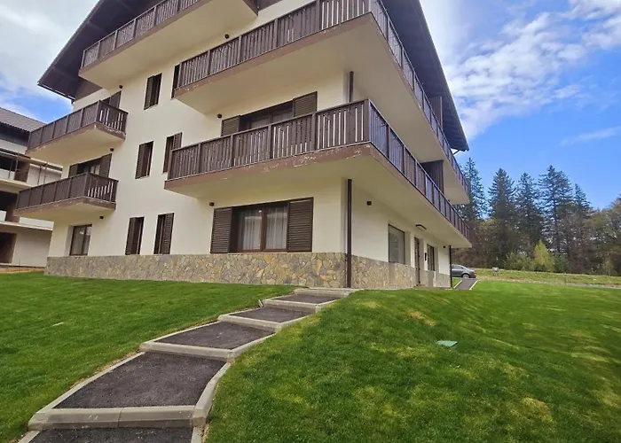 Massif Grand Chalet Apartments Poiana Braşov
