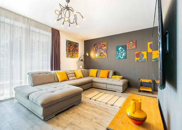 Art Gallery Apartment In Silver Mountain Poiana Braşov